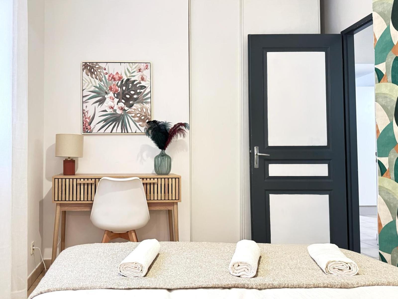 Suite Zelie Lyon Exterior foto